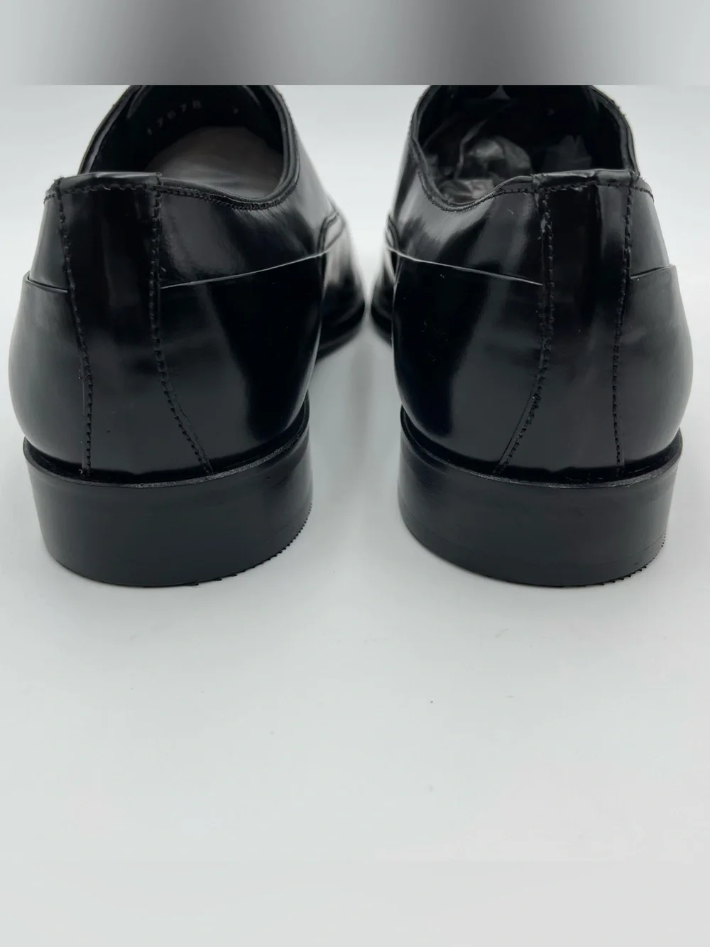 VELLAPAIS Men SZ 7 Black Leather Ballard Oxford Shoes-MSRP $309
